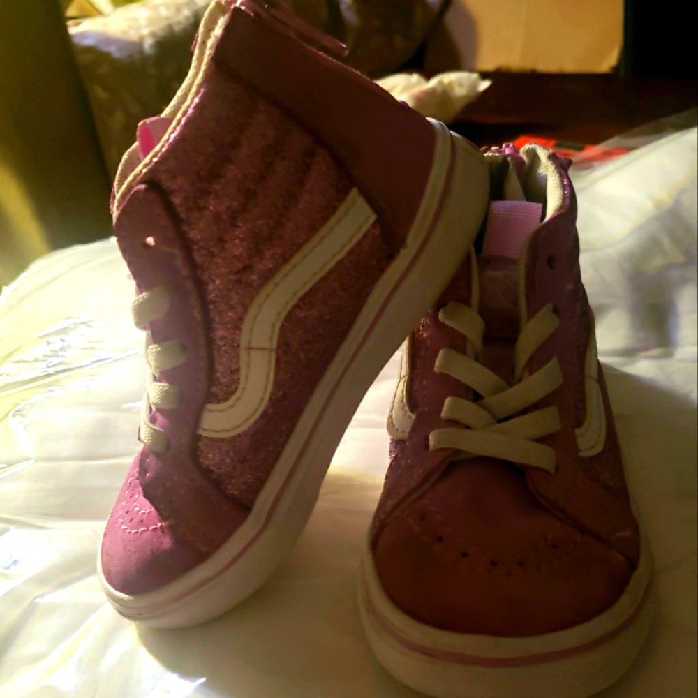Girls Vans